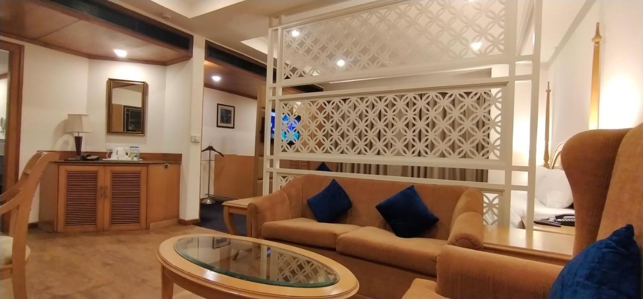 Inn Riviera Jammu Ngoại thất bức ảnh